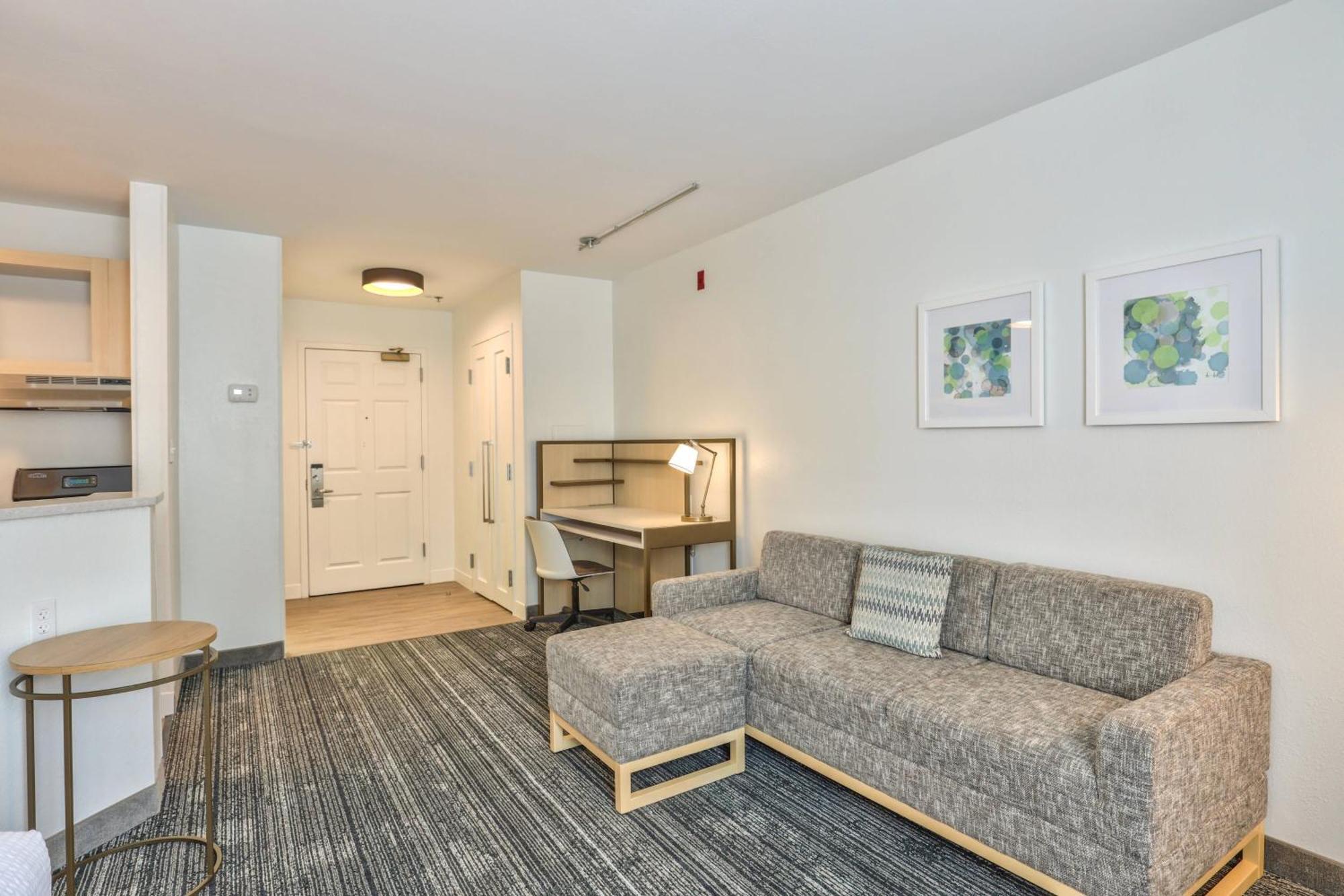 Alluxsuites At 1876, Ascend Hotel Collection Tallahassee Dış mekan fotoğraf
