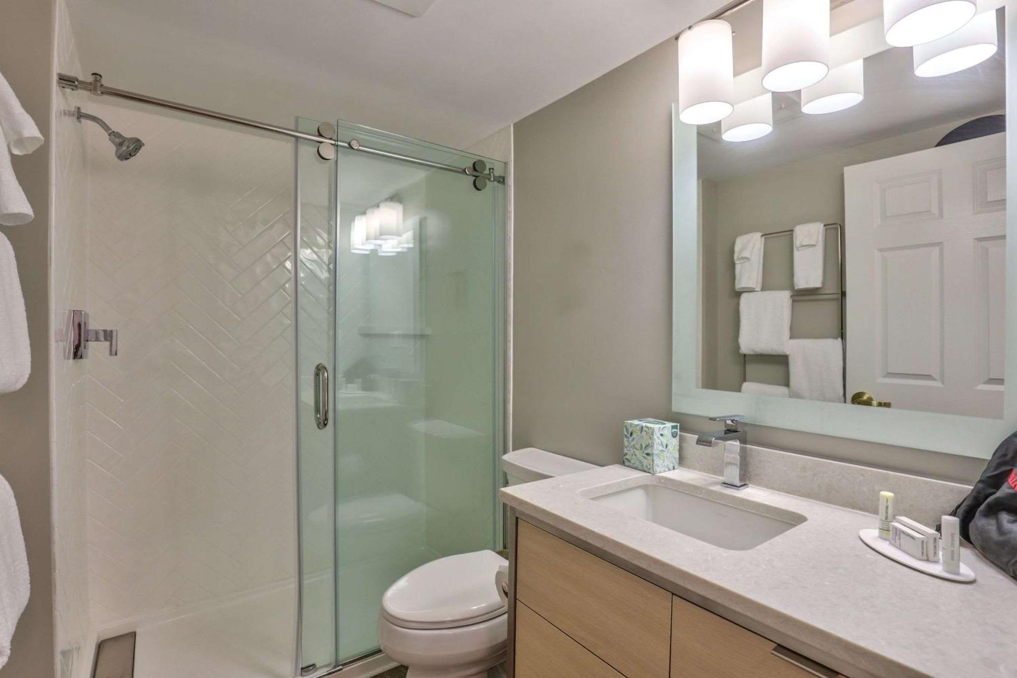 Alluxsuites At 1876, Ascend Hotel Collection Tallahassee Dış mekan fotoğraf