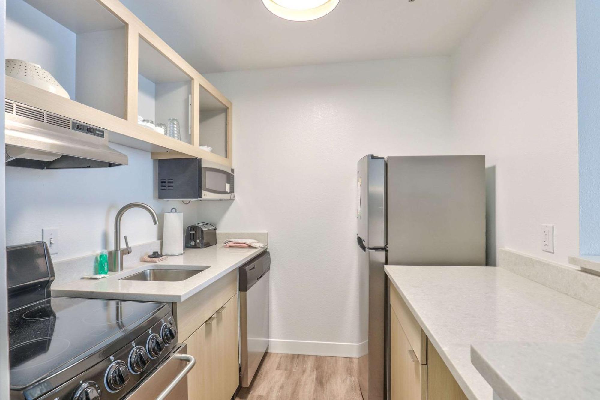 Alluxsuites At 1876, Ascend Hotel Collection Tallahassee Dış mekan fotoğraf