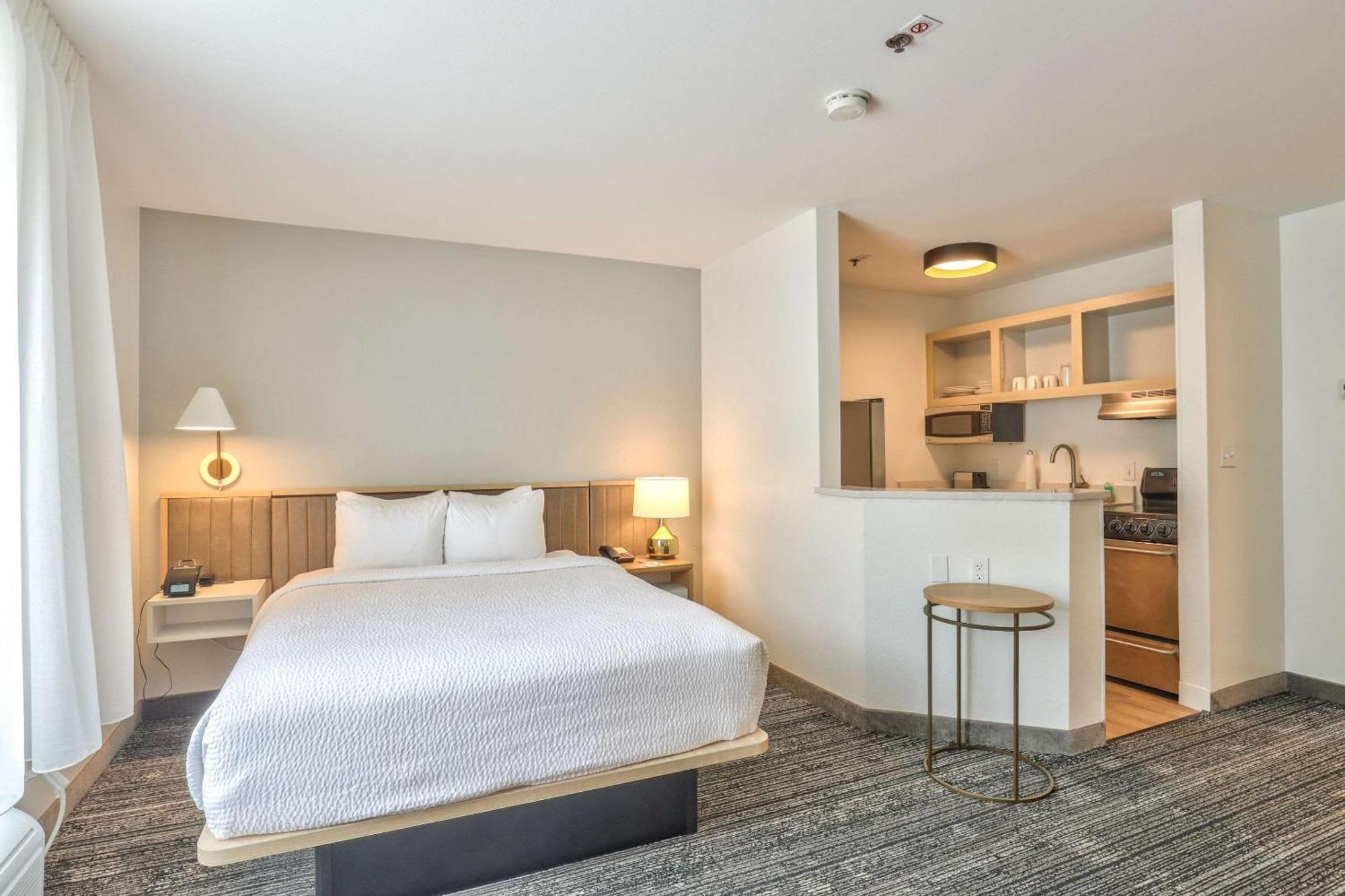 Alluxsuites At 1876, Ascend Hotel Collection Tallahassee Dış mekan fotoğraf